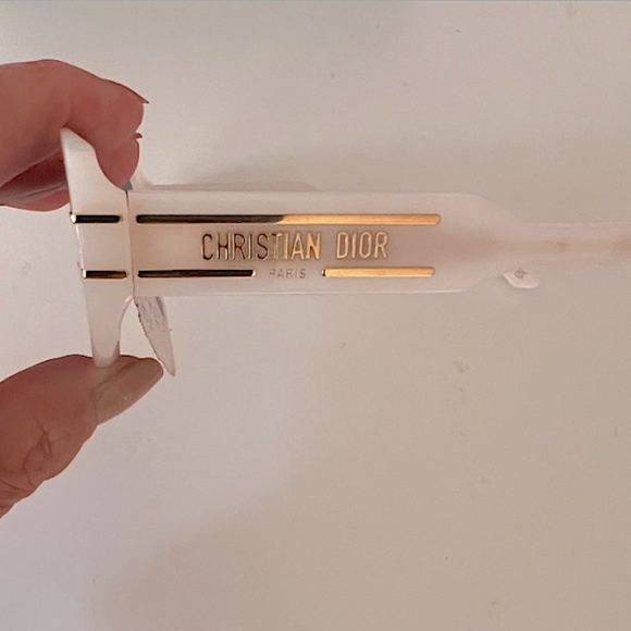 Sunglasses Round & Oval DIOR  DiorSignature B8U 53MM Butterfly Sunglasses - Picture 8 of 11